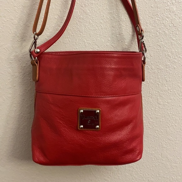 VALENTINA ITALY GENUINE LEATHER ADJUSTABLE RED CROSSBODY!! - Picture 6 of 12